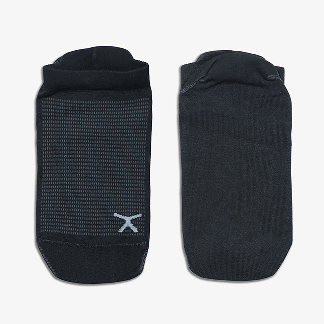AdaptSoc Pro No Show 3-Pack - Performance Socks