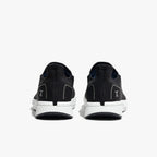 Adapt Runner - Black/White - Everyday Runner