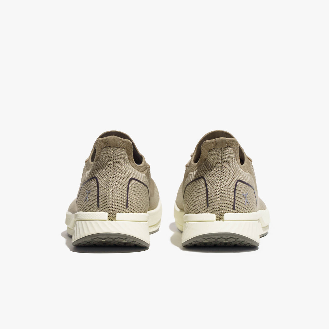 Adapt Runner - Nest - Everyday Runner