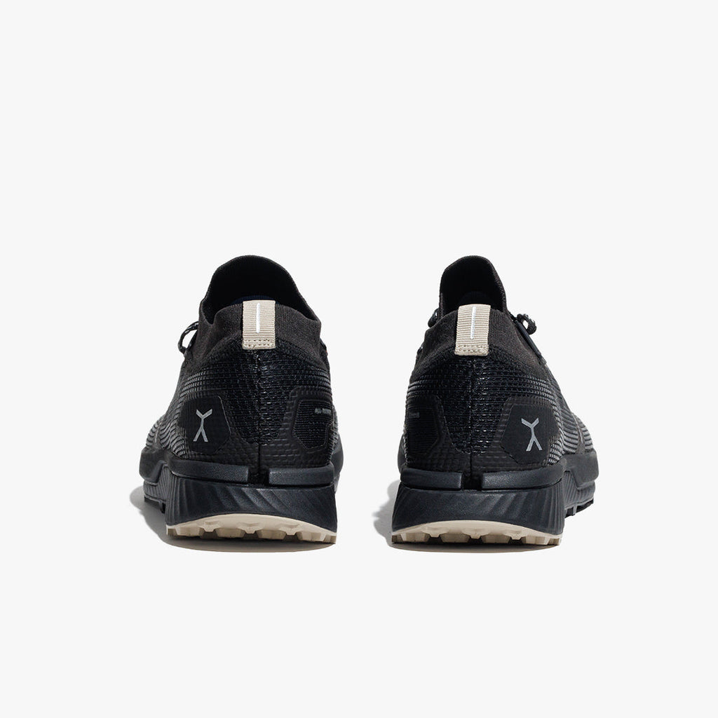 Adapt Trail Runner - Black - Trail Performance