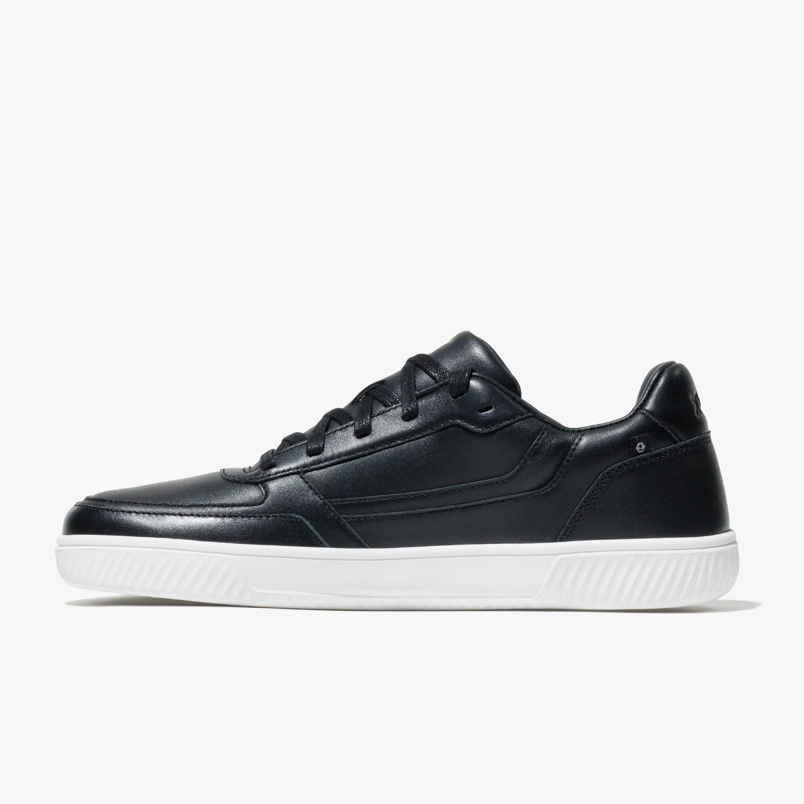 Adapt Leather Trainer - Black - Leather Trainer Essential